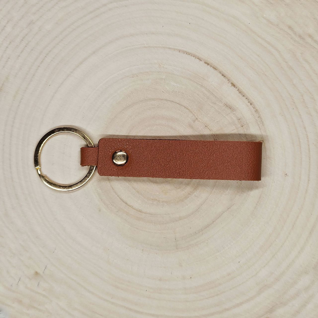 Llavero de polipiel personalizado con nombre