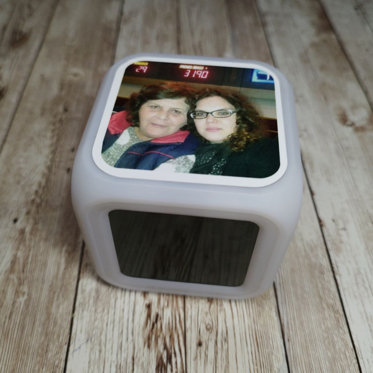 Reloj despertador personalizado con foto
