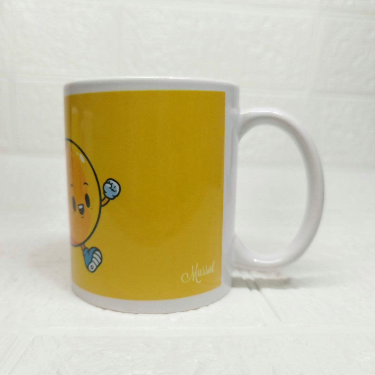 Taza Corre que se le van las vitaminas