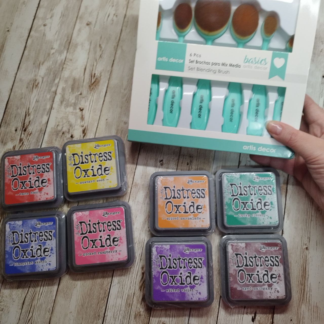 Pack tintas Distress oxide más brochas