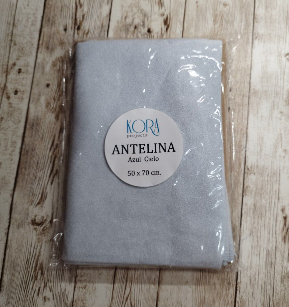 Antelina azul cielo 50x70 cm